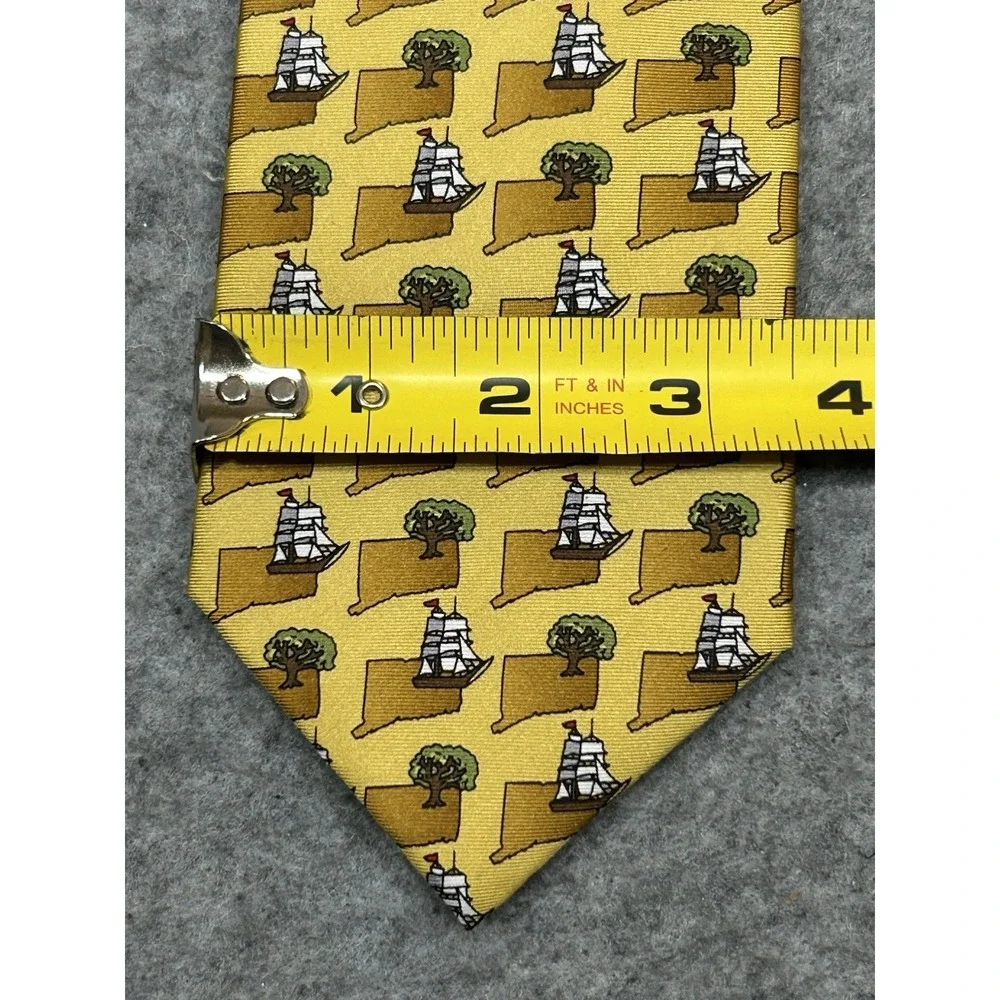 100% Silk Tie State Of Connecticut Ships  Trees Rivetz of Boston - NEW Old Stock